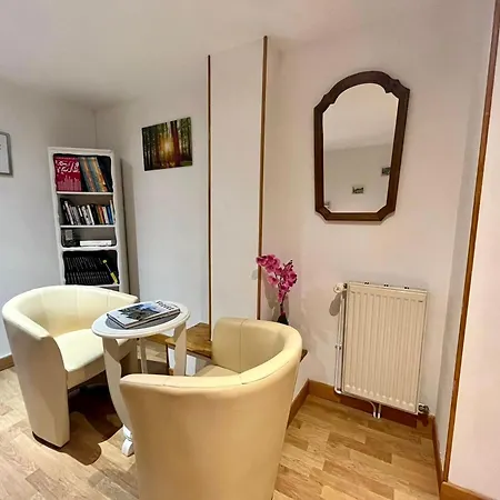 Authentique Avec Terrasse Couverte, 16 Km De Gerardmer, 4 Chambres, Equipement Bebe, Wi-fi Inclus - Fr-1-589-231 בית נופש *