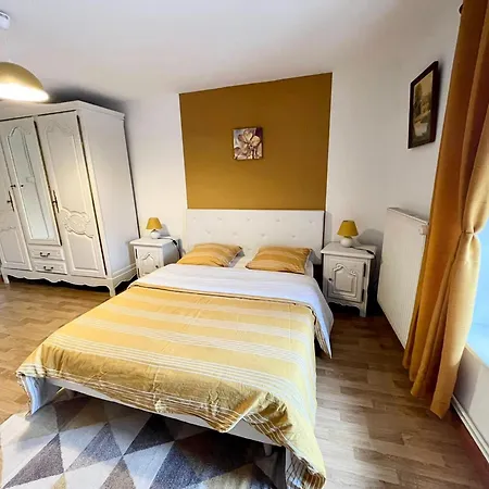 Authentique Avec Terrasse Couverte, 16 Km De Gerardmer, 4 Chambres, Equipement Bebe, Wi-fi Inclus - Fr-1-589-231 *