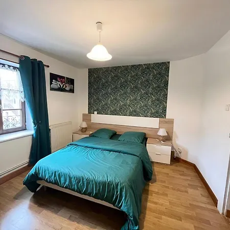 Authentique Avec Terrasse Couverte, 16 Km De Gerardmer, 4 Chambres, Equipement Bebe, Wi-fi Inclus - Fr-1-589-231 * Aumontzey