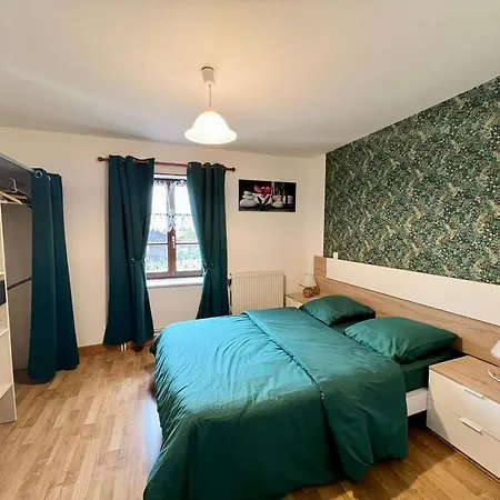 בית נופש Authentique Avec Terrasse Couverte, 16 Km De Gerardmer, 4 Chambres, Equipement Bebe, Wi-fi Inclus - Fr-1-589-231