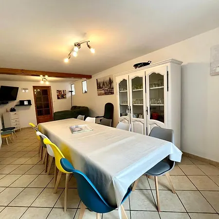 Authentique Avec Terrasse Couverte, 16 Km De Gerardmer, 4 Chambres, Equipement Bebe, Wi-fi Inclus - Fr-1-589-231 度假居 Aumontzey