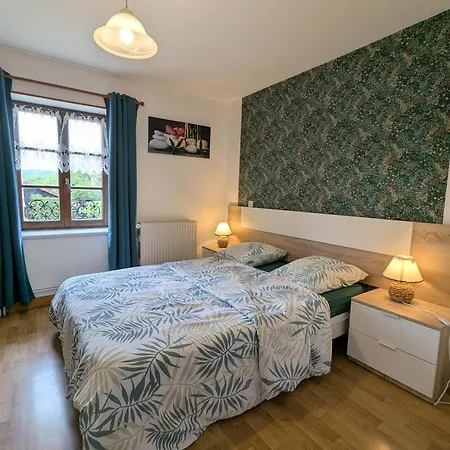 Authentique Avec Terrasse Couverte, 16 Km De Gerardmer, 4 Chambres, Equipement Bebe, Wi-fi Inclus - Fr-1-589-231 * Aumontzey