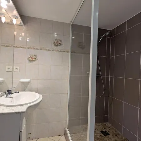 Authentique Avec Terrasse Couverte, 16 Km De Gerardmer, 4 Chambres, Equipement Bebe, Wi-fi Inclus - Fr-1-589-231